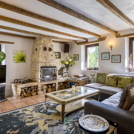 Charmante Maison Avec Piscine Nyaraló Lizant