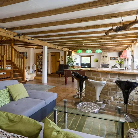 Nyaraló Charmante Maison Avec Piscine *