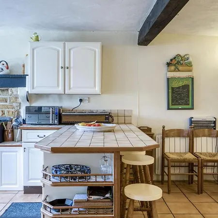 Charmante Maison Avec Piscine Lizant