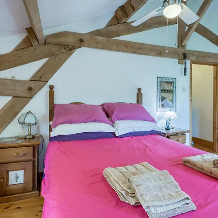 Charmante Maison Avec Piscine Nyaraló