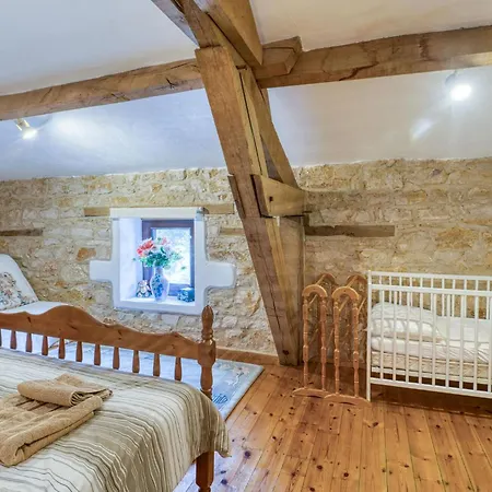 Tatil Evi Charmante Maison Avec Piscine