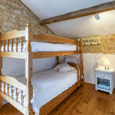 Charmante Maison Avec Piscine Nyaraló *