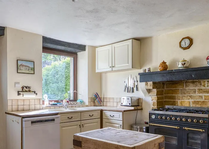 Charmante Maison Avec Piscine *