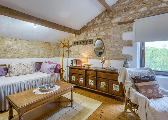 Charmante Maison Avec Piscine