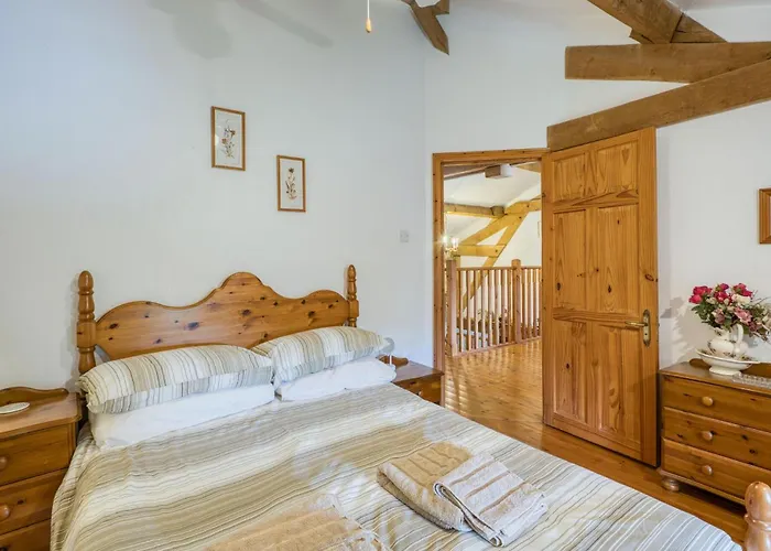 Charmante Maison Avec Piscine בית נופש *