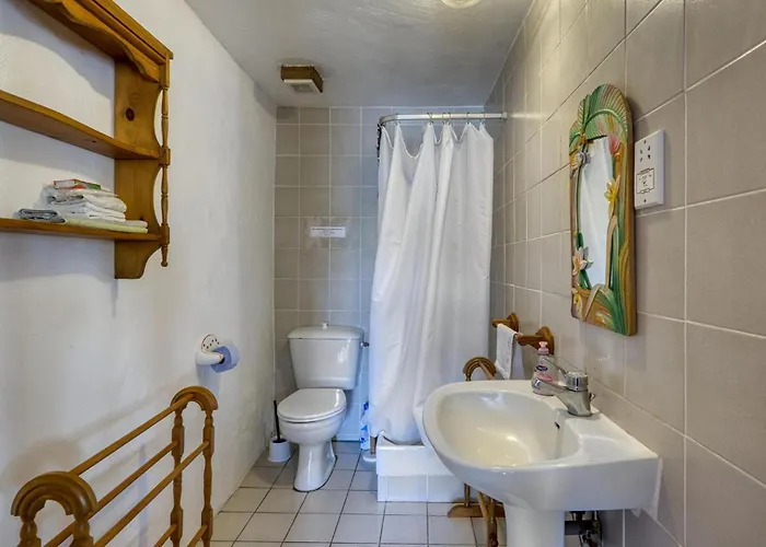 Charmante Maison Avec Piscine