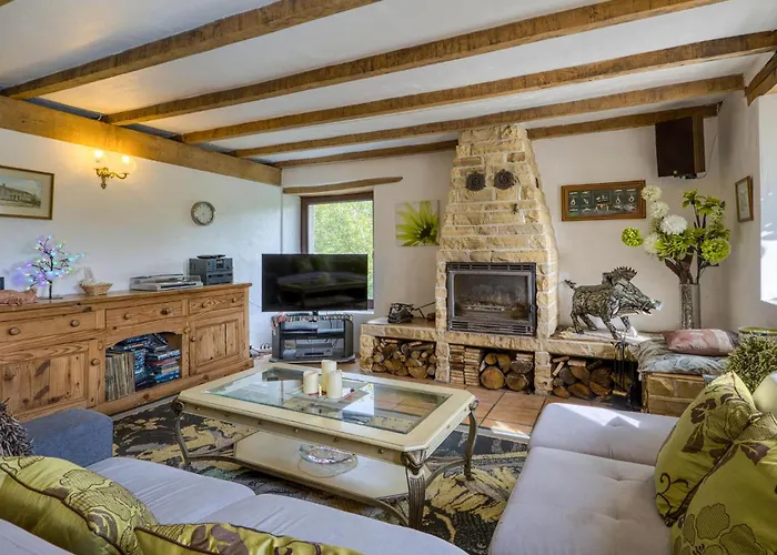 Charmante Maison Avec Piscine * Lizant