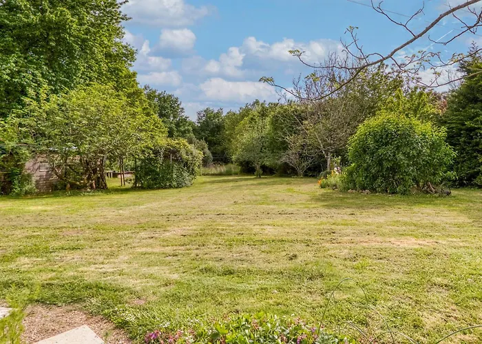 Charmante Maison Avec Piscine *